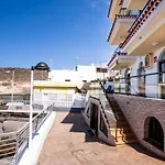 La Caleta Sunrises אדחה